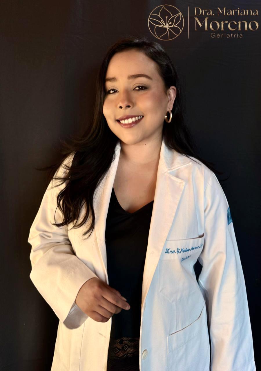 Dra. Mariana Moreno, médico geriatra especializada en atención a personas mayores en Texcoco, Estado de México